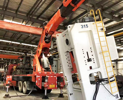 厦门海沧提升工作效率，选择优质折臂吊租赁服务