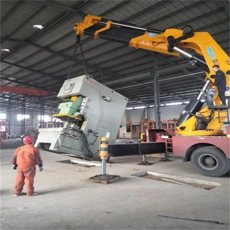 厦门海沧80吨折臂吊车出租附近电话