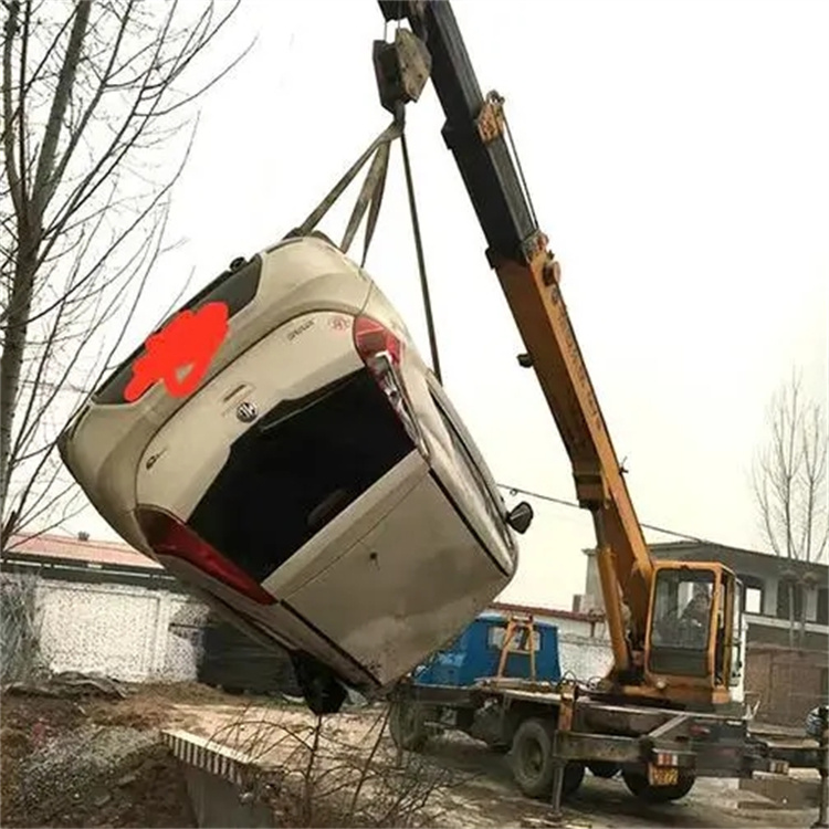 厦门海沧随时待命，吊车24小时道路救援服务全解析